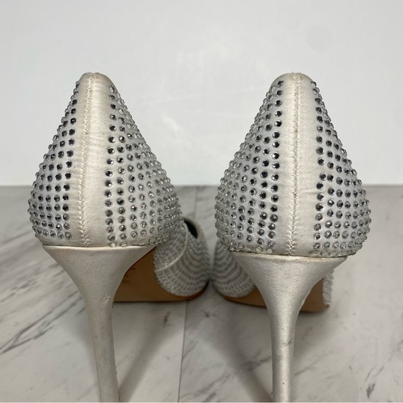 Schutz Lou Crystal Pointy Toe Pump 8B - Picture 4 of 16